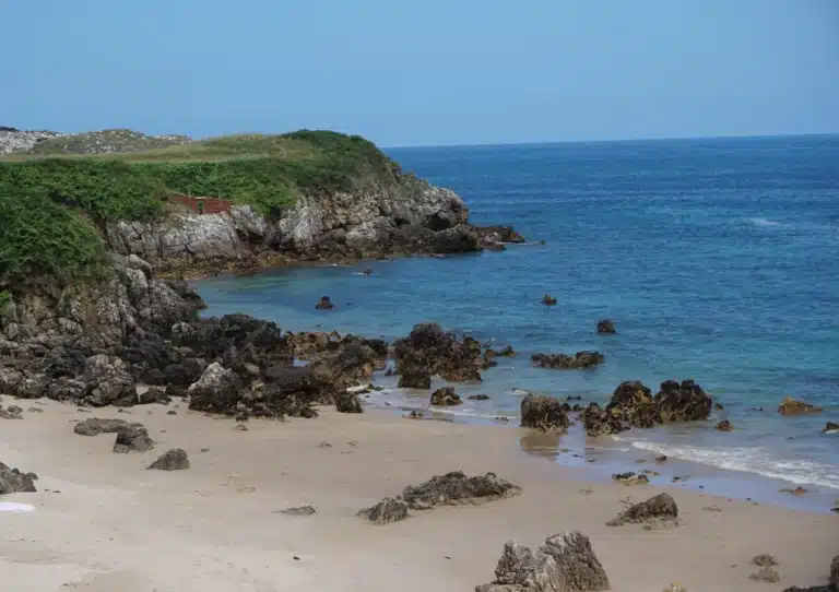 Imagen de la Playa del Valle en marea baja.