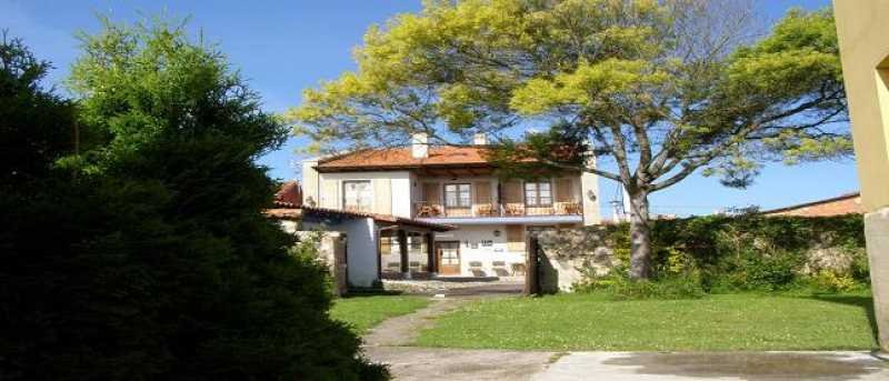 Imagen de la fachada del Hotel Rural Cuartamenteru
