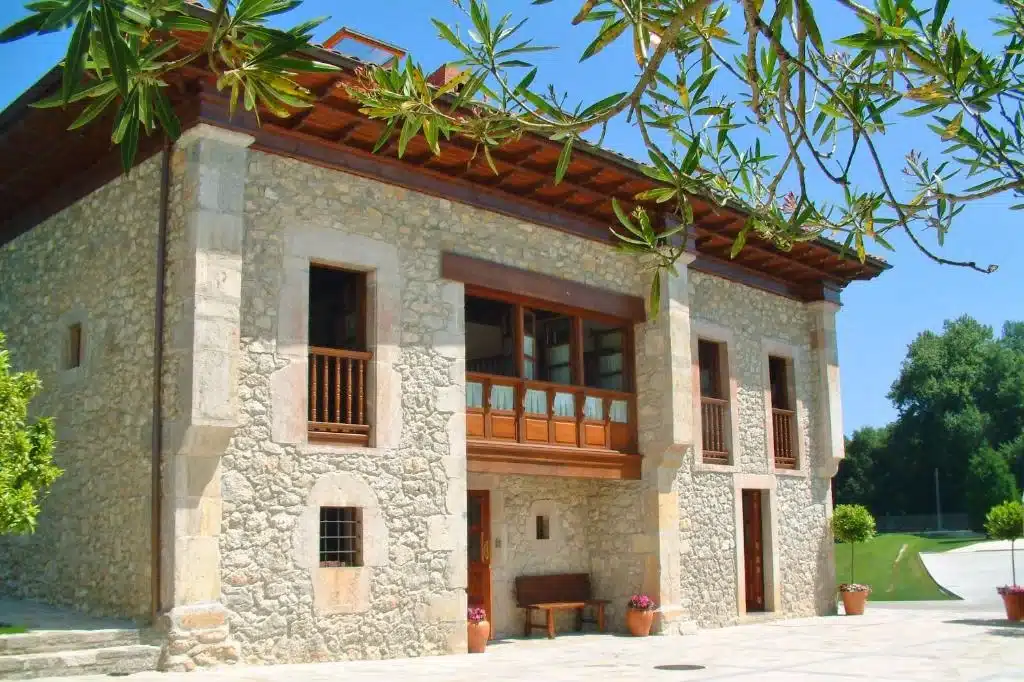 Imagen de la fachada del Hotel Aldama Golf