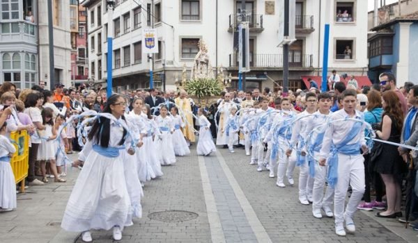 Fiesta de La Guia Llanes. Foro de la Danza de Arcos