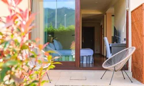 Terraza de una habitación del Indiana Boutique Hotel