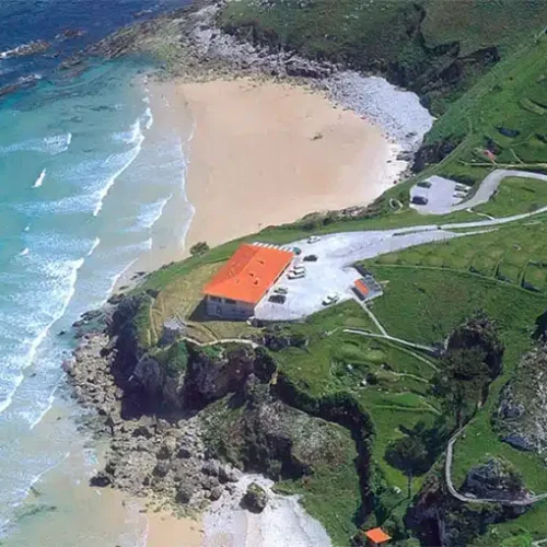 Imagen aérea de la Playa de Vidiago.