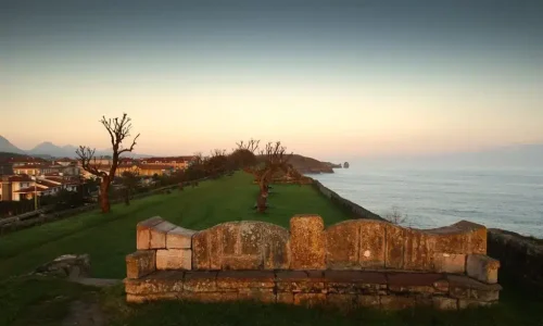 Paseo de San Pedro durante el amanecer