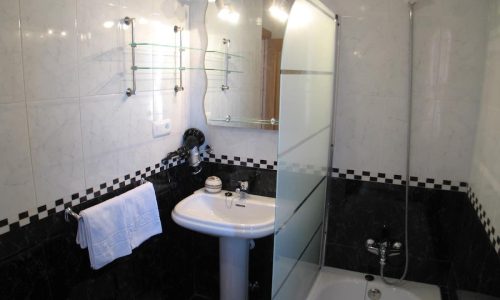 apartamentos-las-rosas-cue-llanes-asturias-5.jpg