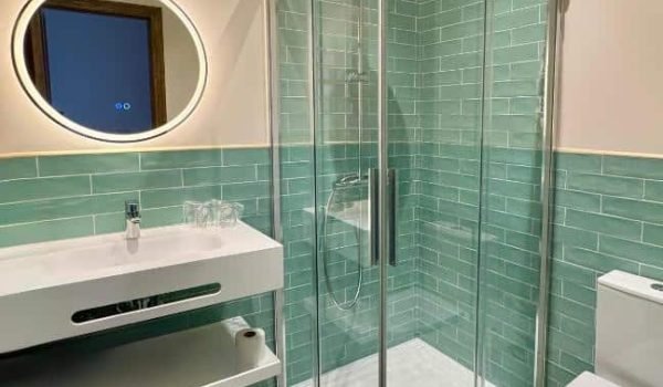 Imagen del baño del Hotel Rural El Texeu