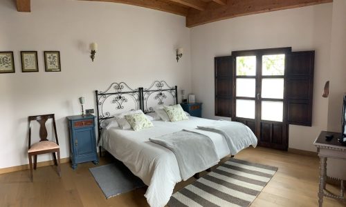 village-house-on-the-river-of-pria-villanueva-de-pria-llanes-asturias-2.jpg