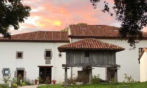village house on the banks of Pria, Villanueva de Pria, Llanes, Asturias
