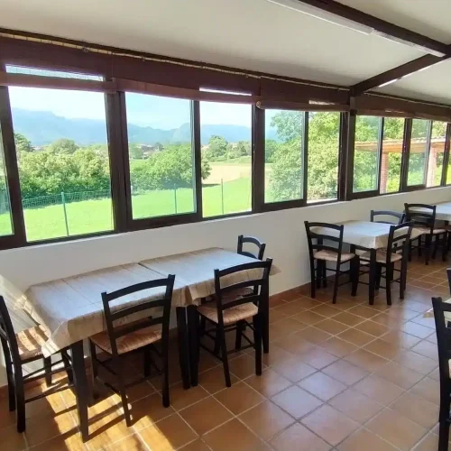 Vistas al exterior desde el comedor del Hotel El Cantón