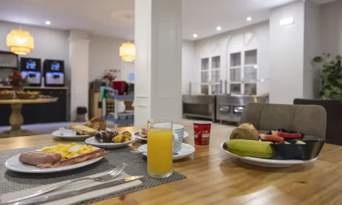 Desayuno buffet del Hotel La Palma de LLanes.