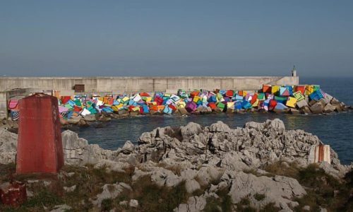 Cubos de La Memoria vistos desde el Faro de Llanes