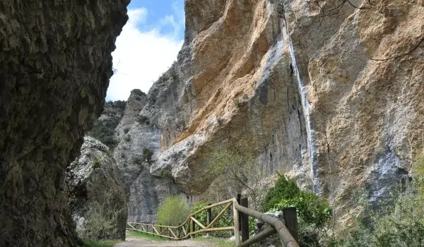 Imagen del desfiladero en la Ruta del Río Purón