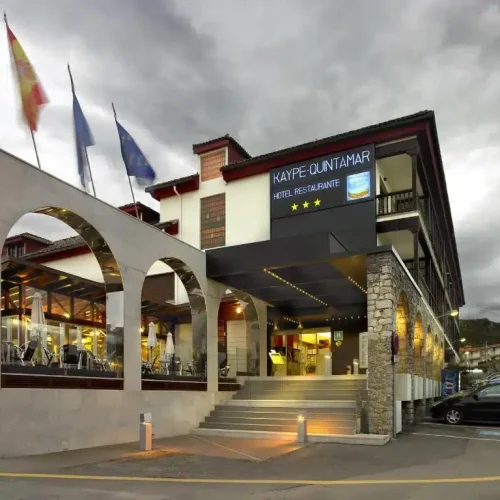 Entrada del Hotel Kaype Quintamar