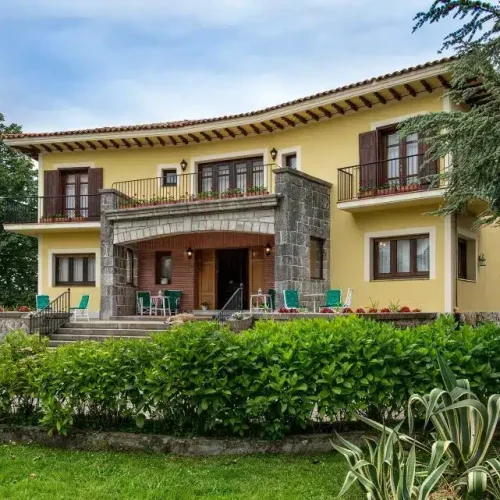 Imagen de la fachada del Hotel Hontoria.