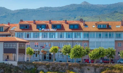 Imagen sacada desde el puerto del Hotel Miraolas