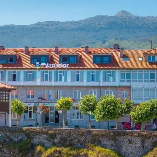 Imagen sacada desde el puerto del Hotel Miraolas