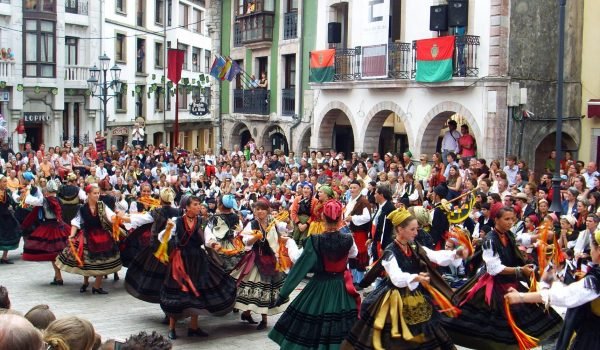 fiesta_de_san_roque_llanes_danza_prima
