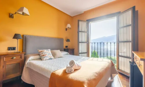 Habitación doble con vistas del Hotel Puerta del Oriente