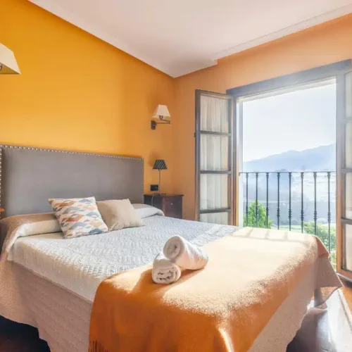 Habitación doble con vistas del Hotel Puerta del Oriente