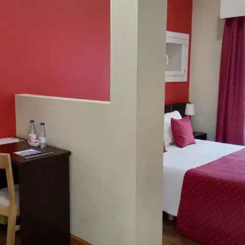 Habitación del hotel Palacio de Garaña