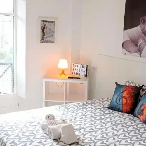 Imagen de una de las habitaciones del Hotel Prau Ríu