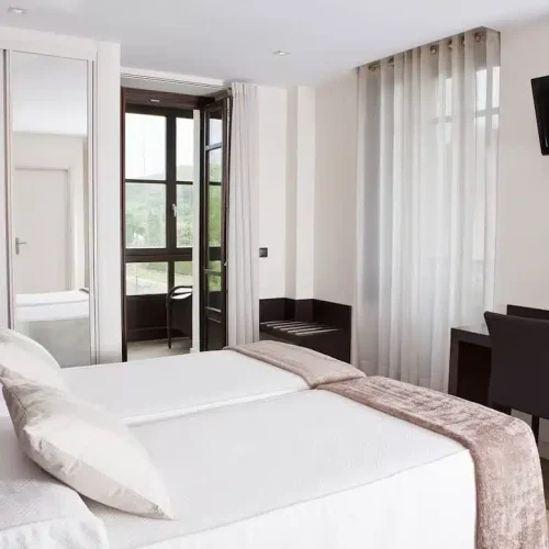 Imagen de la habitación1 Hotel Villa Marrón.