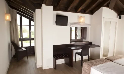 Imagen de la habitación2 del Hotel Villa Marrón.