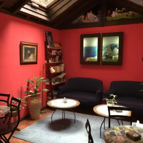 Decoración interior del Hotel La Posada del Rey