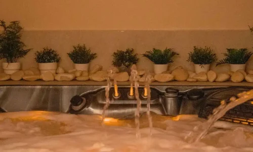 Jacuzzi de la habitación Premium Suite del Hotel Boutique Las Indianas.