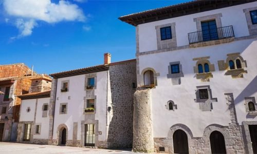 Fachada del Palacio de Gastañaga