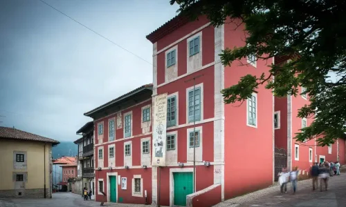 Imagen del Palacio de Posada Herrera