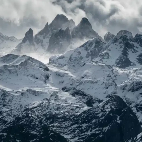 Vistas en invierno desde el Mirador de los Picos de Europa