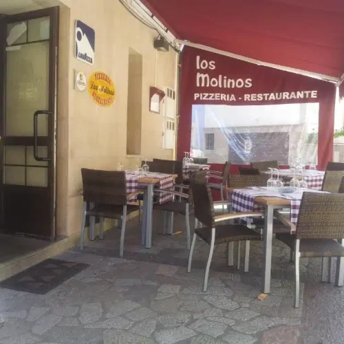 Imagen del restaurante pizzería del Imagen de una de las habitaciones del Hotel Los Molinos