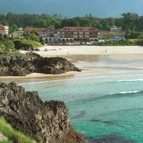 Vistas al Hotel Kaype Quintamar desde la Playa de Barro