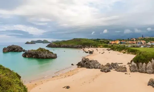 Foto de la playa de Borizo, en Celorio, LLanes.