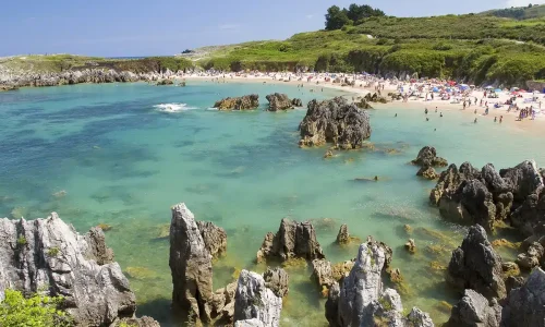 Imagen de una playa que representa las playas secretas en Llanes