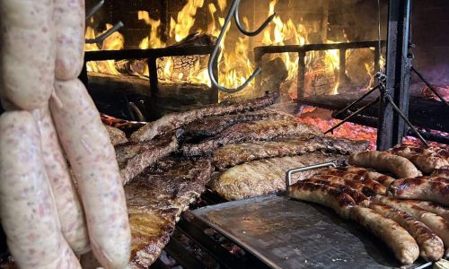 restaurante-parrilla-sidreria-la-veguca-san-roque-del-acebal-llanes-asturias-2.jpg