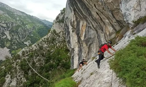 via-ferrata-hermida (1)