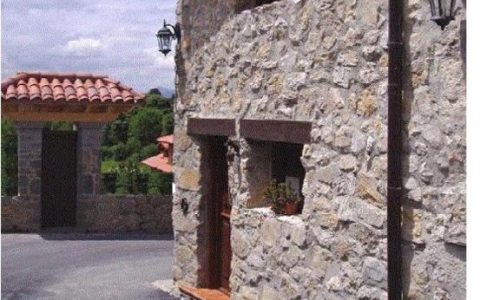 vivienda-vacacional-el-carrelu-poo-llanes-asturias-1