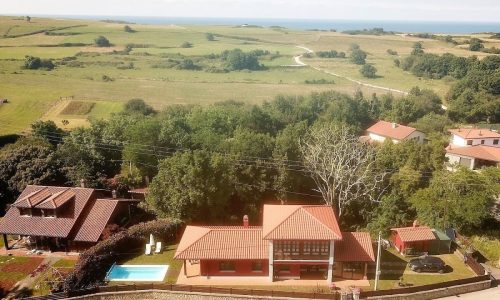 vivienda-vacacional-la-casa-roja-asturias-hontoria-llanes-asturias-1.jpg